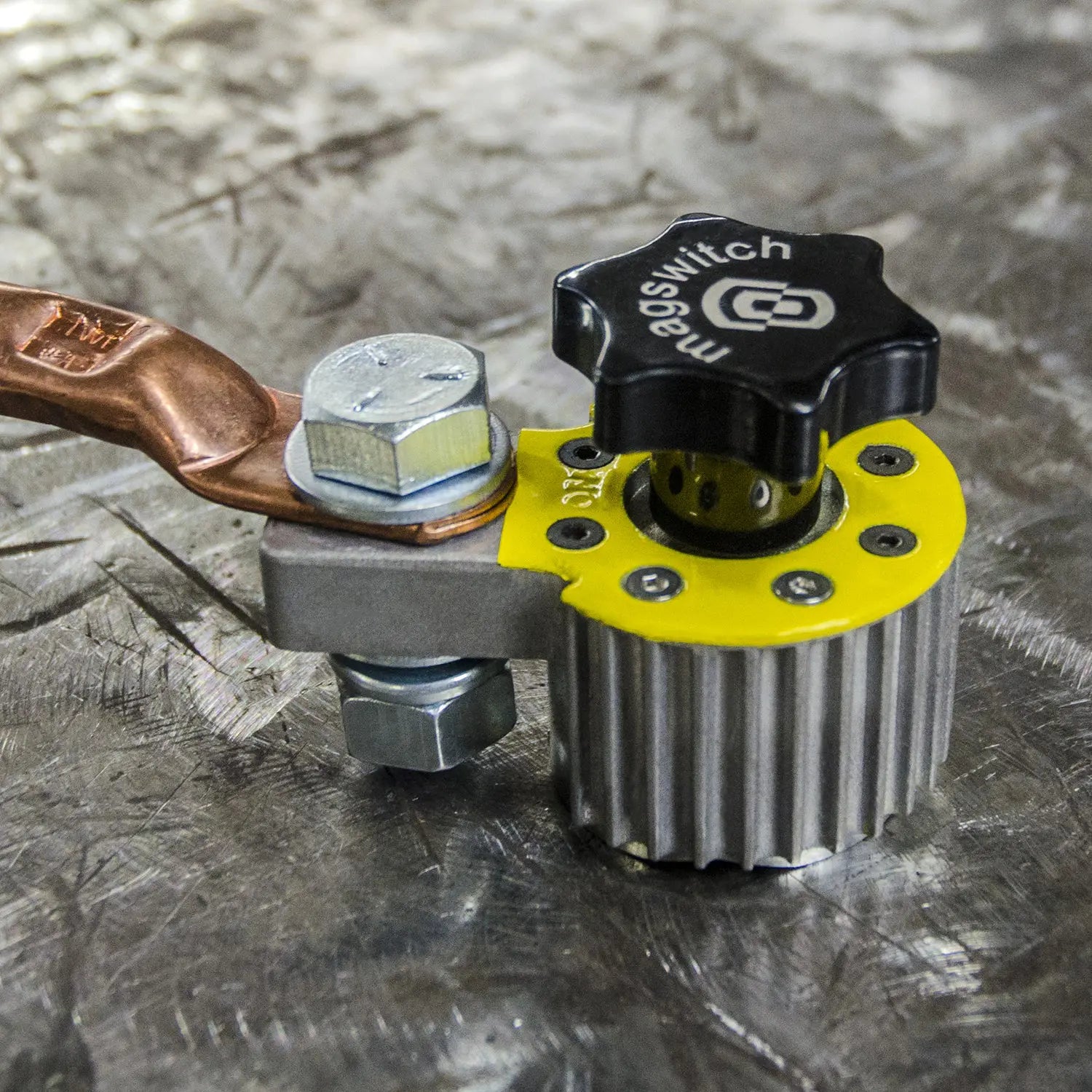 300 Amp Magnetic Welding Ground Clamp - 8100746