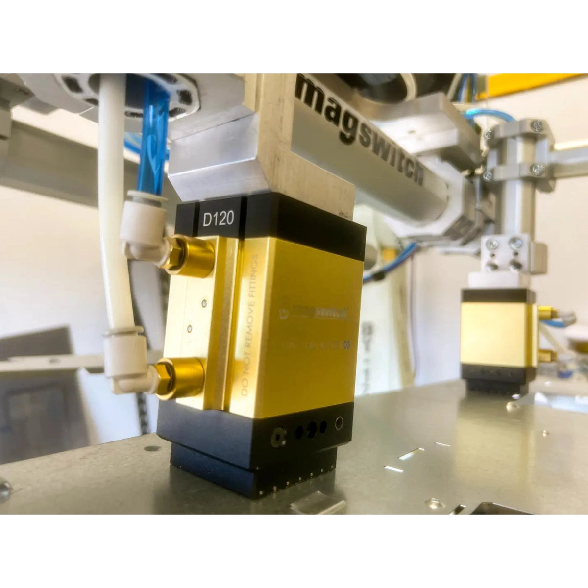 D120 Robotic End of Arm Tooling (EOAT) Magnetic Gripper End Effector ...